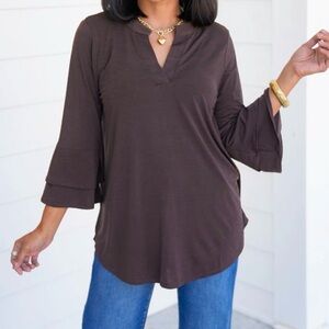 Dear Scarlett solid chocolate brown 3/4 bell sleeve tunic top.